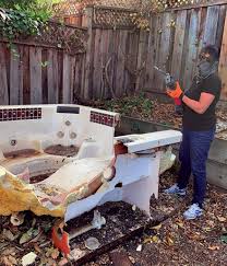 Best Basement Cleanout  in Roseville, MI